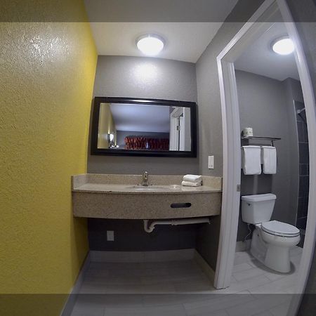 Cozy Rest Motel Дес Мойнс Стая снимка