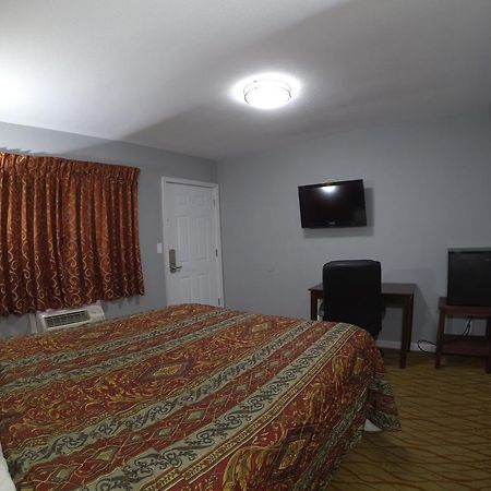 Cozy Rest Motel Дес Мойнс Стая снимка
