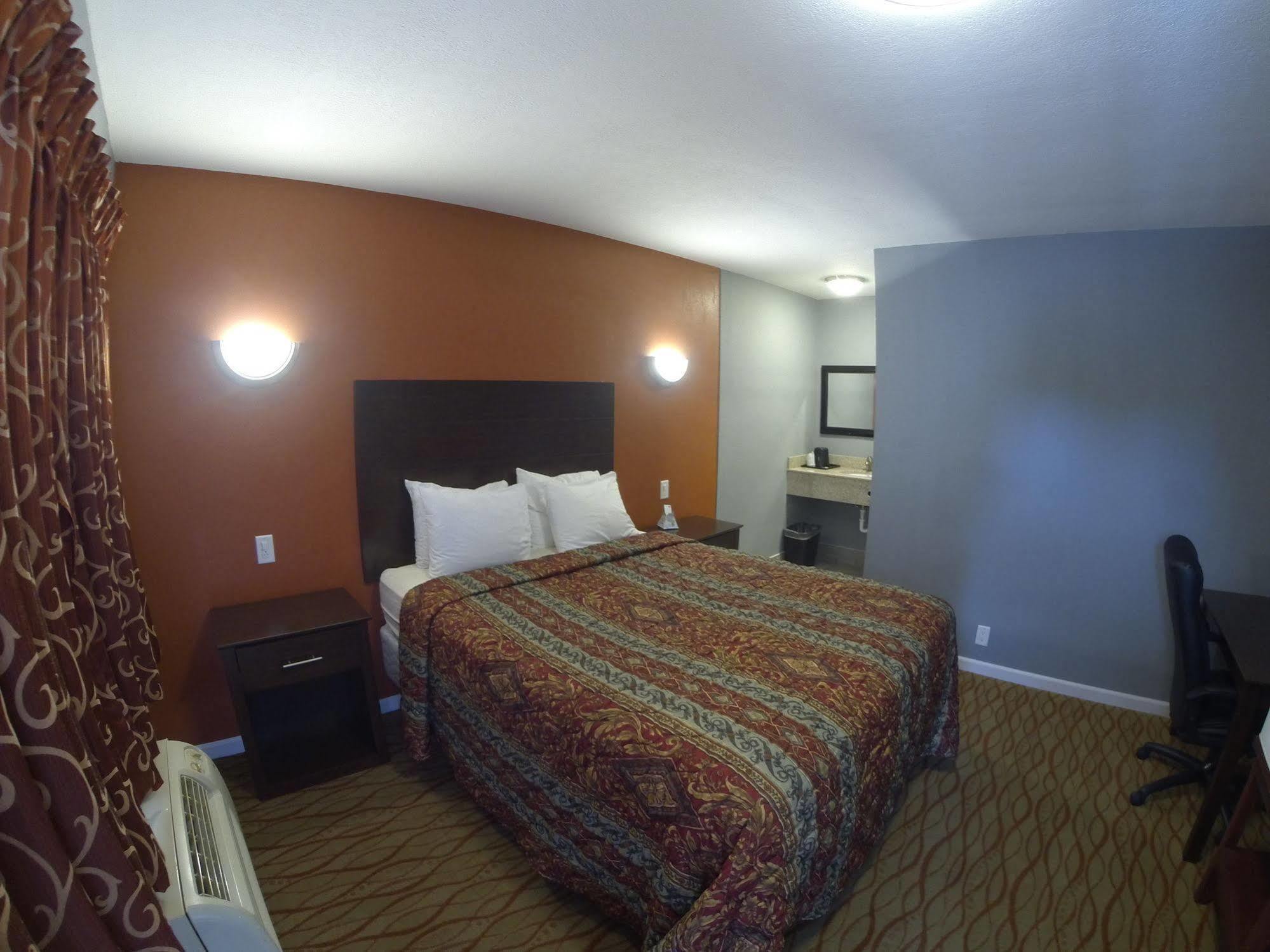 Cozy Rest Motel Дес Мойнс Екстериор снимка